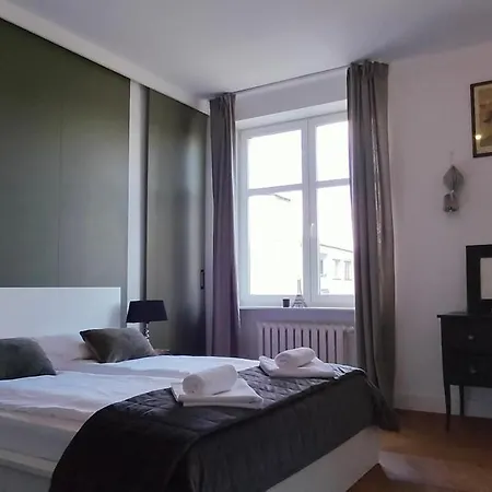 公寓 Cicha Przystan, Paryski, 106m 科沃布热格